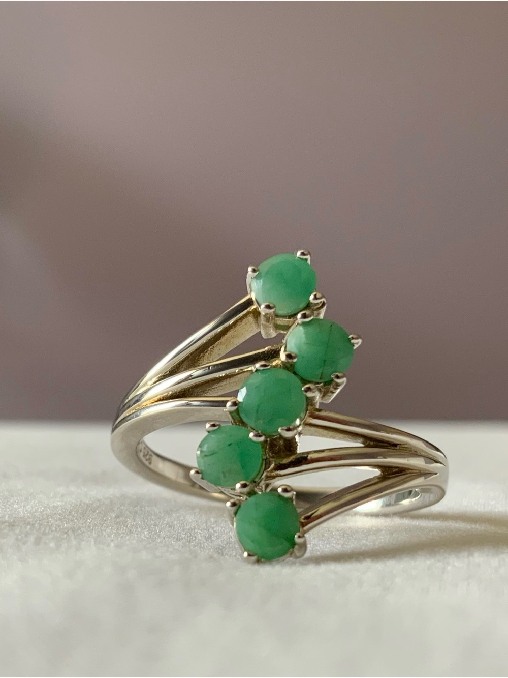 JTV Natural Emerald 1.00ctw Rhodium Sterling Silver Ring Size 10